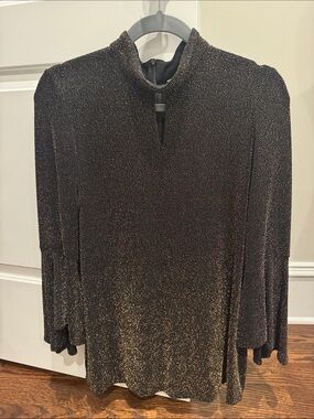 Sparkle Metallic Long bellSleeve Blouse - Black & Gold